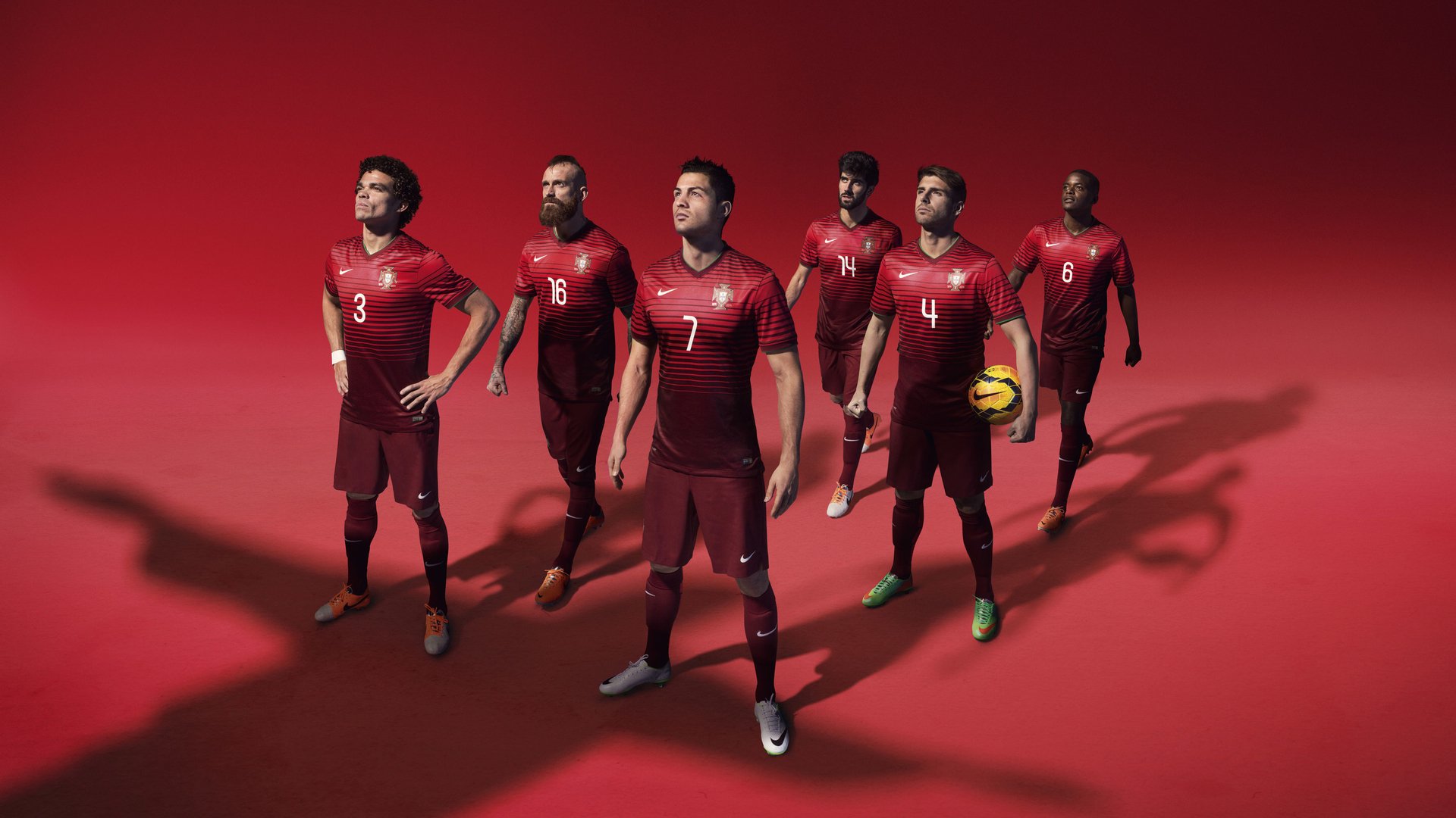 克罗地亚队在巴黎奥运会手球比赛中多次通过团队配合得分,克罗地亚国家队赞助